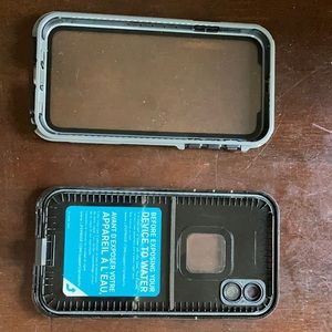 Iphone XR Lifeproof case